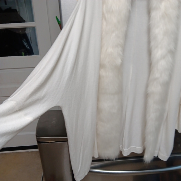 Jennifer Lopez Fur Trimed Long Cardigan Open Front Women’s Size L White - Picture 2 of 6